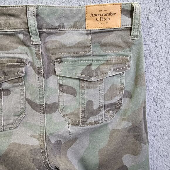 Abercrombie and Fitch Women's Camo Denim Jeans Size 00 24 - Picture 9 of 16